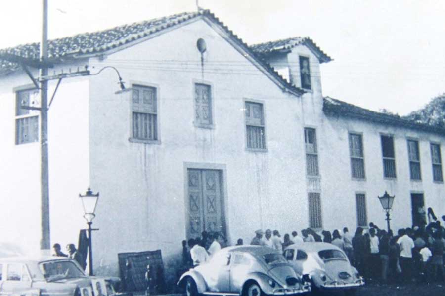 O Museu de Arte Sacra e o movimento dos artistas no inicio da Feira década de 70.